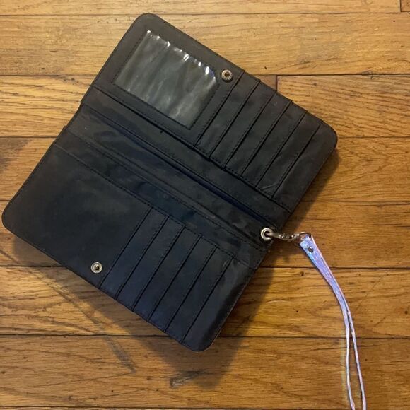 Wallet    - Picture 2 of 6